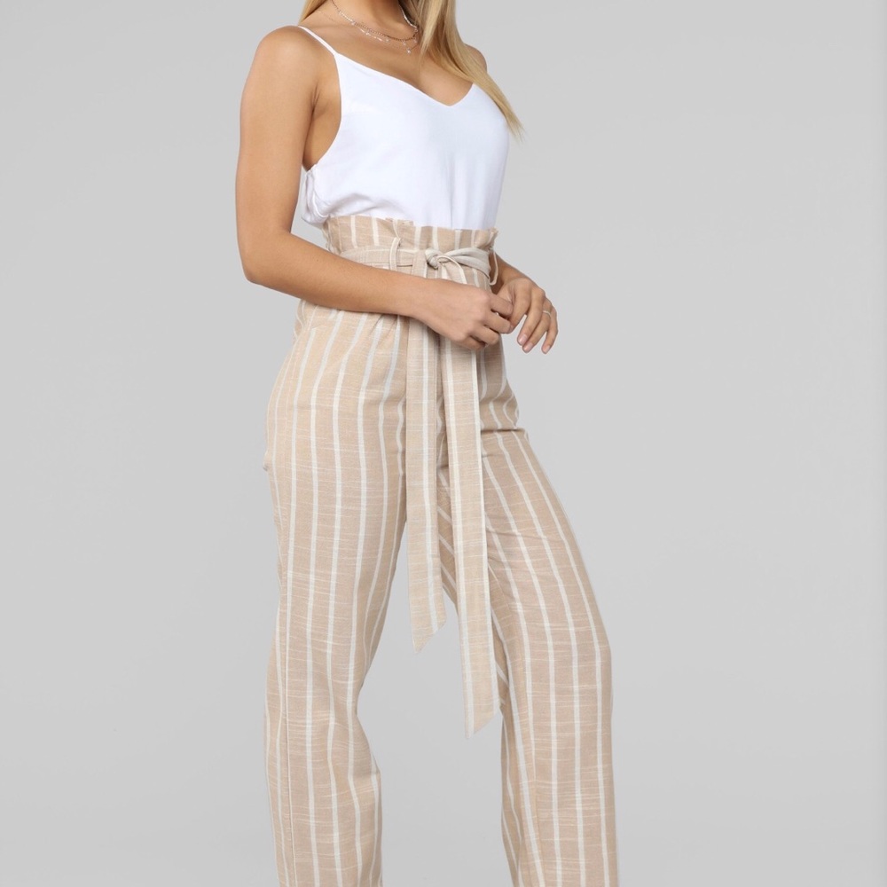 Fashion nova Jumpsuit 💛 never worn